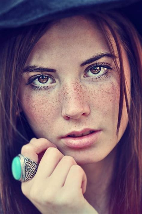 I Have This Ring And Love It And I Love My Freckles Sommersprossen Fotos Foto Bilder
