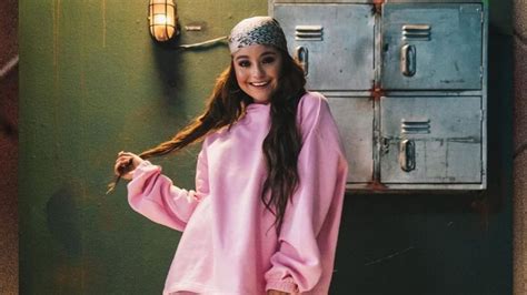 :) producción general secondframe ¡subscribirte a mi canal! Karol Sevilla enloquece las redes tras estrenó de "Tus ...