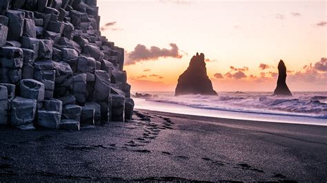 Reynisfjara Black Sand Beach