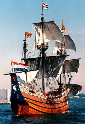 Het werd opgericht in 1602 om de handel te beschermen, voor de voc waren er namelijk allemaal kleinere compagnieën. Het leven aan boord van een WIC schip - HistoriënHistoriën