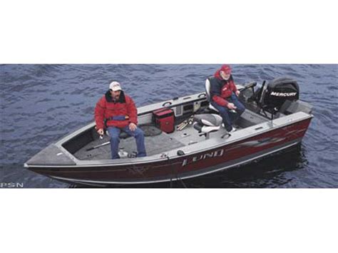 For serious fishermen or tournament anglers, this fishing boat has storage drawers that hold tackle trays, a center rod locker for up to 15 rods, an optional ski pylon or rear flip. 2007 Lund Boats for sale