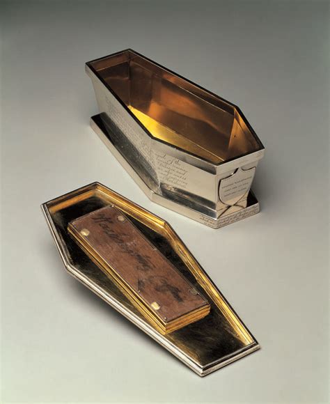 Untitled George Washingtons Coffin 2016
