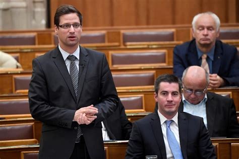 „hátha a gulyás marci majd csinál most egy ilyen közösségi finanszírozást a kutyapártnak meg az együttnek. Komoly növekedés a turizmusban | kpe.hu