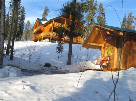 Log Cabin Rental In The Yukon At Otter Island Or Pilot Mountain