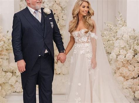 Read Kyle Sandilands And Tegan Kynastons Emotional Wedding Vows Wstpost