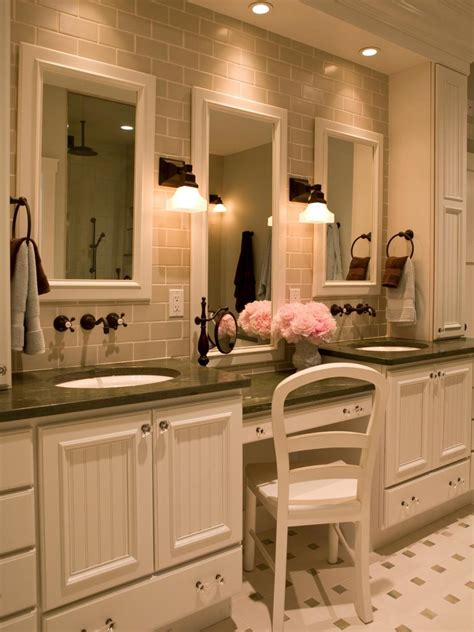 Bathrooms with two vanities separated by makeup area bing images. Single Bathroom Vanity With Makeup Area | Saubhaya Makeup