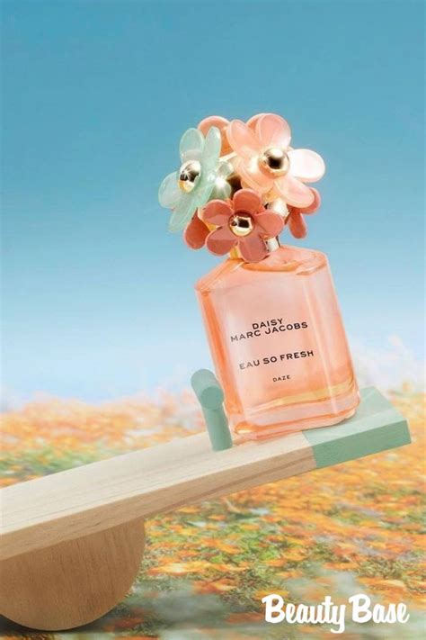 MARC JACOBS Daisy Daze Eau De Toilette 50ml Spray Perfume Design