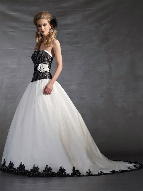 8 Breathtaking Black Wedding Dresses For The Unique Bride Bestbride101