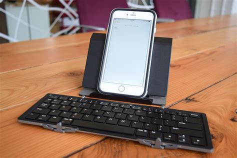 Jorno Bluetooth Keyboard Folds Up To A Bite Sized Package Digital Trends