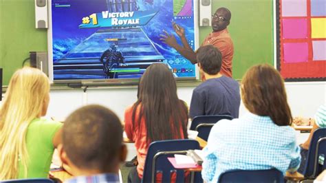 Teacher Wins Fortnite Match In Front Of Class Youtube