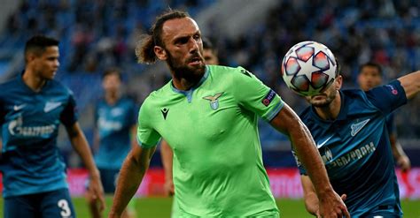 İtalya serie a ekibi lazio, vedat muriqi için fenerbahçe'ye yaptığı presi arttırdı! Lazio-Zenit, Muriqi in panchina sogna il goal per la ...