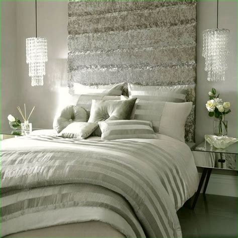 Hollywood regency style meets architectural shapes. Old Hollywood Glamour Bedroom Ideas | Home Design ...