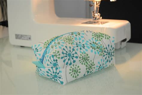 Fully Lined Zippered Box Pouch Pattern And Tutorial It