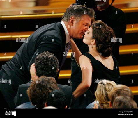 Alec Baldwin Kisses Co Star Tina Fey After Winning Best Actor In A Comedy Series For 30 Rock