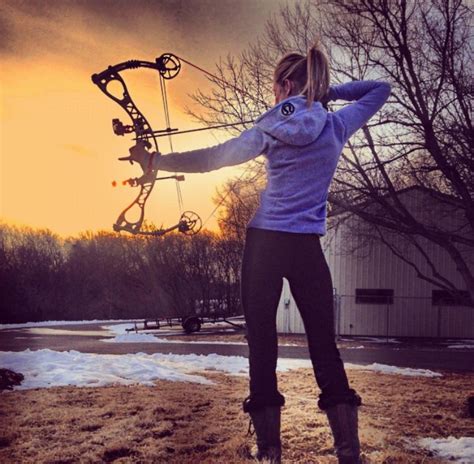 pin by scot crowder on your pinterest likes bow hunting women archery women hunting women