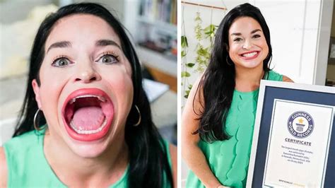 Samantha Ramsdell Largest Mouth Gape Of A Female Reported By Guinness World Records Pics