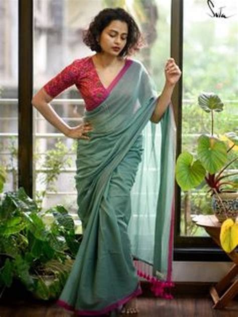 Ajrakh Print Plain Cotton Saree With Blouse 6 M At Rs 1900 In Kanpur
