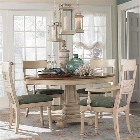 Coastal and beach house furniture & decor style guide. Coastal Kitchen Decorating Table 32 - DecoRecord ...