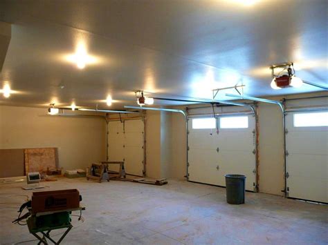There are 1,676 suppliers who sells garage lights interior on alibaba.com, mainly located in asia. 25 Uniquely Awesome Garage Lighting Ideas To Inspire You | Garage lighting, House paint interior ...