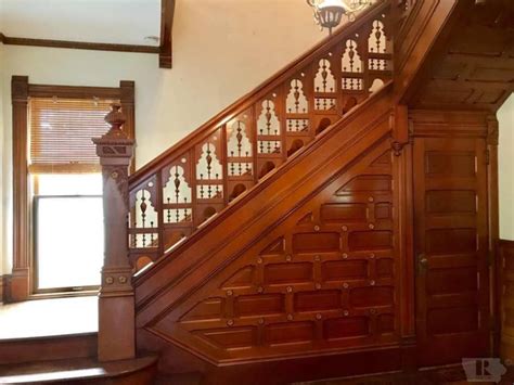 Pin By Pamela Slusher On Staircases Historic Homes For Sale Historic