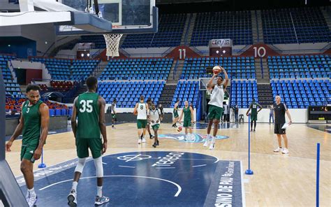 Basket Premier Entraînement Collectif Pour Lelan Béarnais La