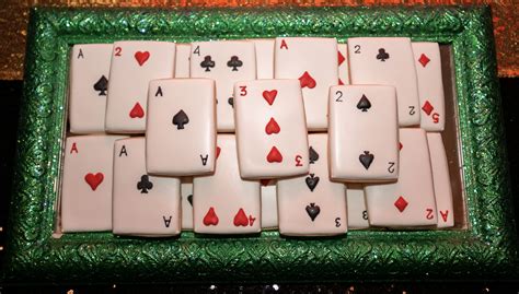 Choose from thousands of customizable templates or create your own from scratch! Playing cards sugar cookies | Casino party, Sugar cookies, Holiday decor