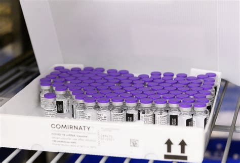 The bbc's laura foster looks at how much immunity they give, how they prevent infection and how they compare. Palielina «AstraZeneca», «BioNTech/Pfizer» un «Moderna ...