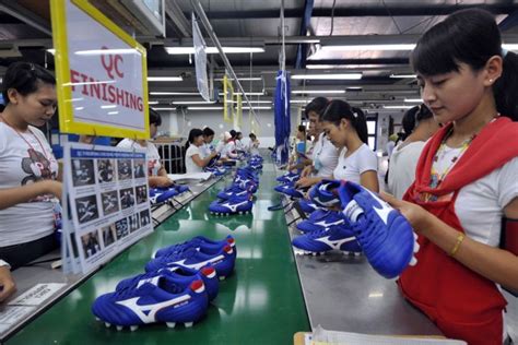 Employer is required by law to pay minimum wages even if employee agrees to a lower wage than minimum wage. minimum wage | The ASEAN Post