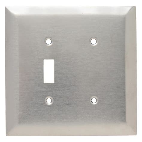 4.3 out of 5 stars 17. 302 Series 2-Gang Jumbo Blank/Toggle Combination Wall ...