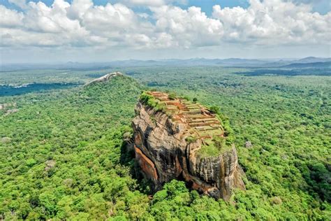 The Most Spectacular Places To Visit In Sri Lanka
