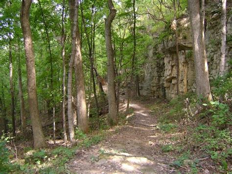 Home inns & cottages rates & specials gift certificates area attractions contact us. Pere Marquette State Park, Grafton, IL - GPS, Campsites ...