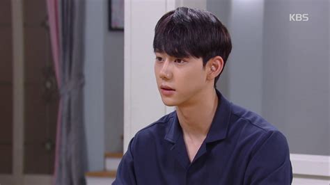 Seo hyun chul is a korean actor, stage actor and musical actor. 내일도 맑음 -서현철·진주형 父子 사랑을 주제로 '소주 한 잔 ...