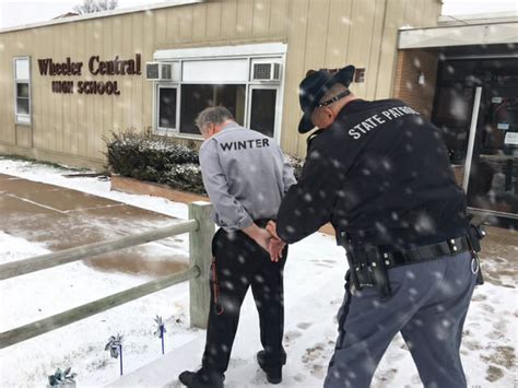 Nebraska State Patrol ‘arrests Winter Looks Like It Escaped