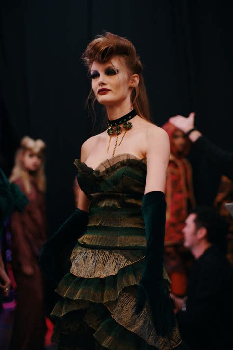 New York Fashion Week 2020 Nel Backstage Di Anna Sui Stile Di Moda