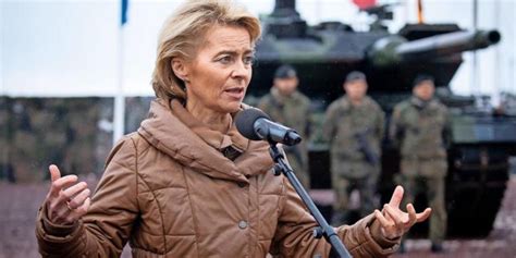 Ursula von der leyen was seated away from her two male counterparts, opposite turkey's foreign minister. Ursula von der Leyen: Von der Kronprinzessin zur ...