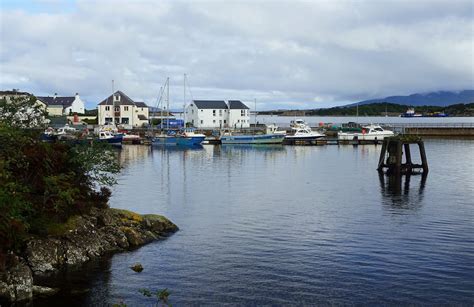 Działo dziobowe okrętu eskorty f2. Zdjęcia: Kyleakin, Wyspa Skye, Port rybacki, SZKOCJA