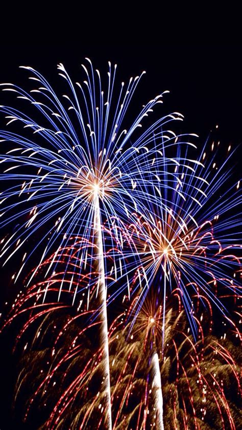 If you're in search of the best 4th of july fireworks wallpaper, you've come to the right place. Fourth of July iPhone background | Backgrounds. | Pinterest | Wallpaper and Cellphone wallpaper