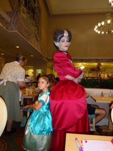 Meet Anastasia Drizella And Lady Tremaine At Walt Disney World Resort