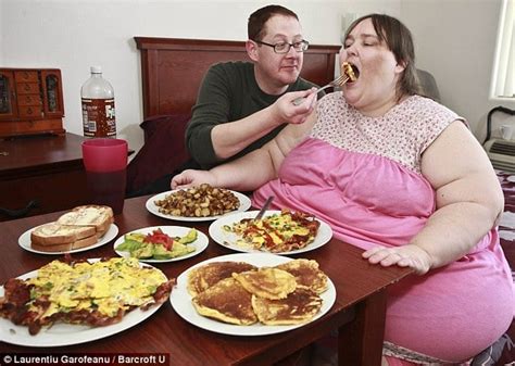 Fattest Woman In The World Marries Chef