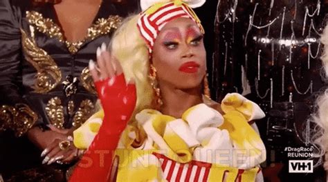 Drag Race Stunt Queen By Rupaul S Drag Race Find Share On Giphy