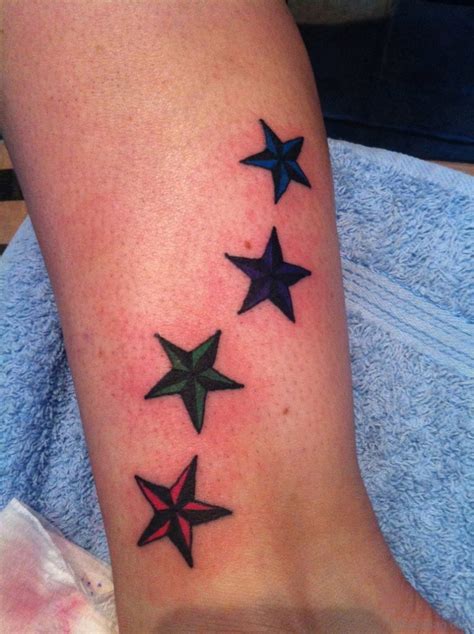 I did this from the time i got home after the tattoo was done (5pm tues till thurs morning). 62 Nice Star Tattoos For Leg