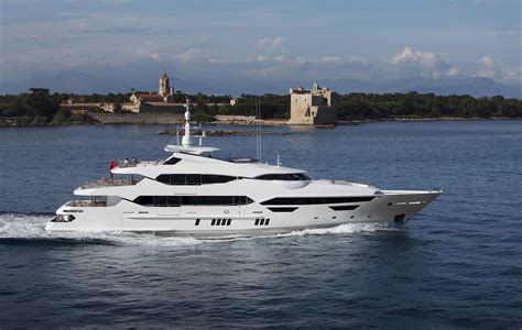 47m Luxury Motor Yacht Yacht Charter Details Sunseeker 155