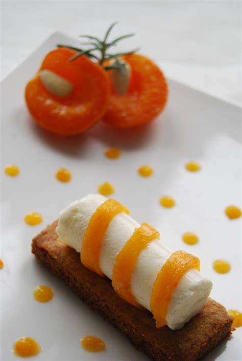 Cheesecake super léger à la ricotta 5; Cheesecake_abricot_romarin - Gourmet & Gourmand
