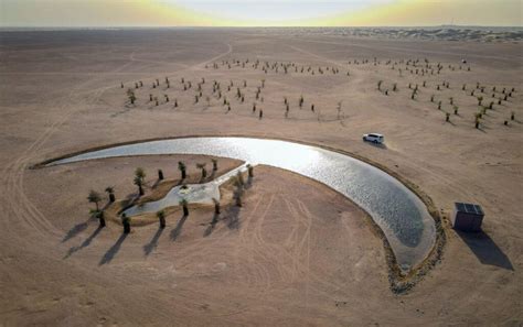 Desert Lakes The Arab Emirates And Water Wonders