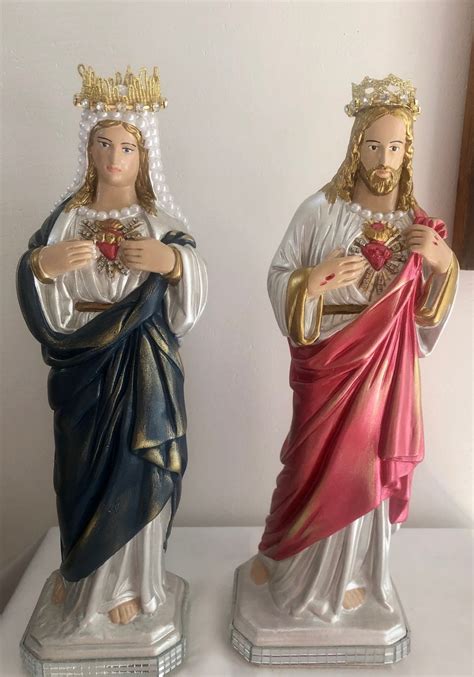 Santíssimos corações de jesus e maria, unidos no amor perfeito, como nos olhais com carinho e misericórdia, consagramos nossos corações, nossas vidas e nossas famílias a vós. Sagrado Coração de Jesus e Maria no Elo7 | Santo Atelier ...