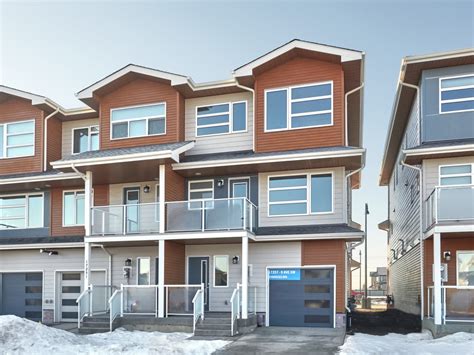 People choose townhouses because of the privacy and security they there are many townhouses for rent within metro manila. Edmonton Townhouses For Rent | Edmonton Townhouse Rental ...