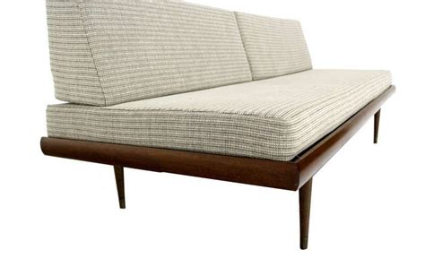 Metro retro furniture specializes in mid century furniture. Danish Mid Century Modern Daybed Sofa at 1stdibs