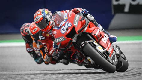 Confermato il gran premio finale della stagione 2020 di motogp a valencia. MotoGP 2019, gli orari tv della gara di Silverstone ...