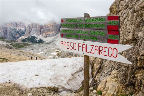 Lagazuoi To Passo Falzarego Hiking The Frontline Trail Earth Trekkers