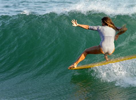 leah dawson might save women s surfing blog archive longboard girls crew